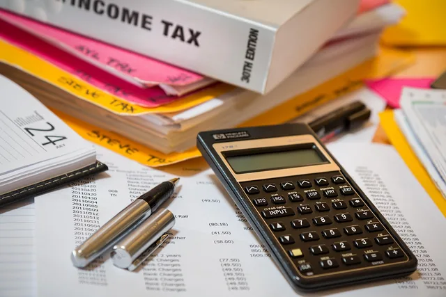 income tax, calculator, accounting, financial, paperwork, tax, finance, taxes, calculate, economy, planning, income, investment, irs, budget, business, money, office, income tax, accounting, tax, tax, tax, tax, tax, taxes, taxes, budget. Retail media budget guide for England: how 20% VAT, the reverse charge and the ICO fee change a quote
