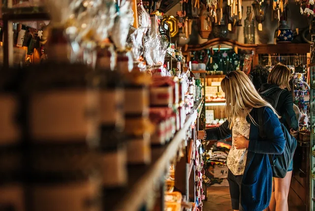 girl, shop, souvenirs, woman, shelf, work, shopping, spain, searching, atmosphere, shop, shop, shopping, shopping, shopping, shopping, shopping. Treating a response as attention, and other retail media measurement mistakes