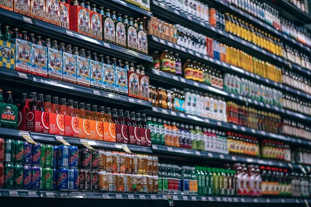 beverages, bottles, shelf, cans, coke, cola, consumption, diet, drink, supermarket, pepsi, shop, soda, sprite, lemonade, many, variety, store. Retail media return on investment, with attribution labelled as allocation