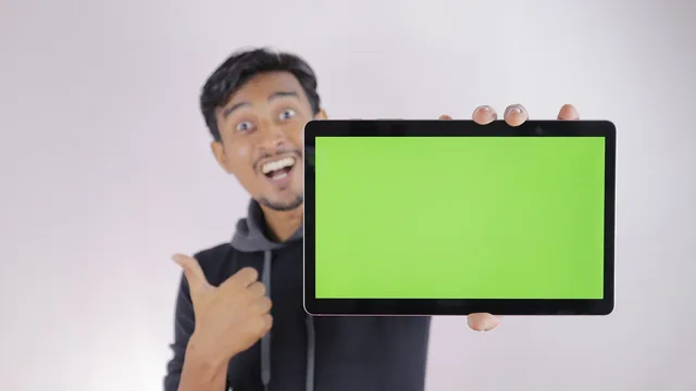 tablet, display, screen, green screen, thumbs up, expression, gesture, green screen, green screen, green screen, green screen, green screen. Calling every retail advert retail media, and other planning mistakes you can observe